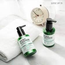 SOME BY MI - Bye Bye Blackhead 30 Days Miracle Green Tea Tox Bubble Cleanser - Skin Type Oily and Acne Prone Skin.